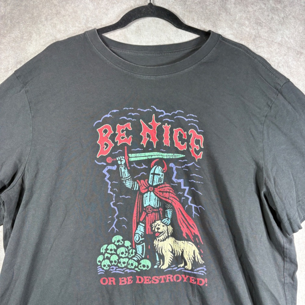 Life is Good T-Shirt Men XL Blackwash Be Nice or Be Destroyed Graphic Knight Dog